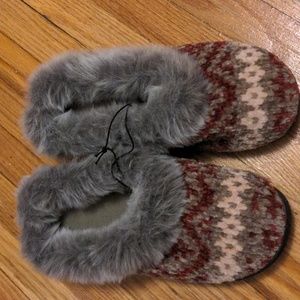 Home slippers fur lined